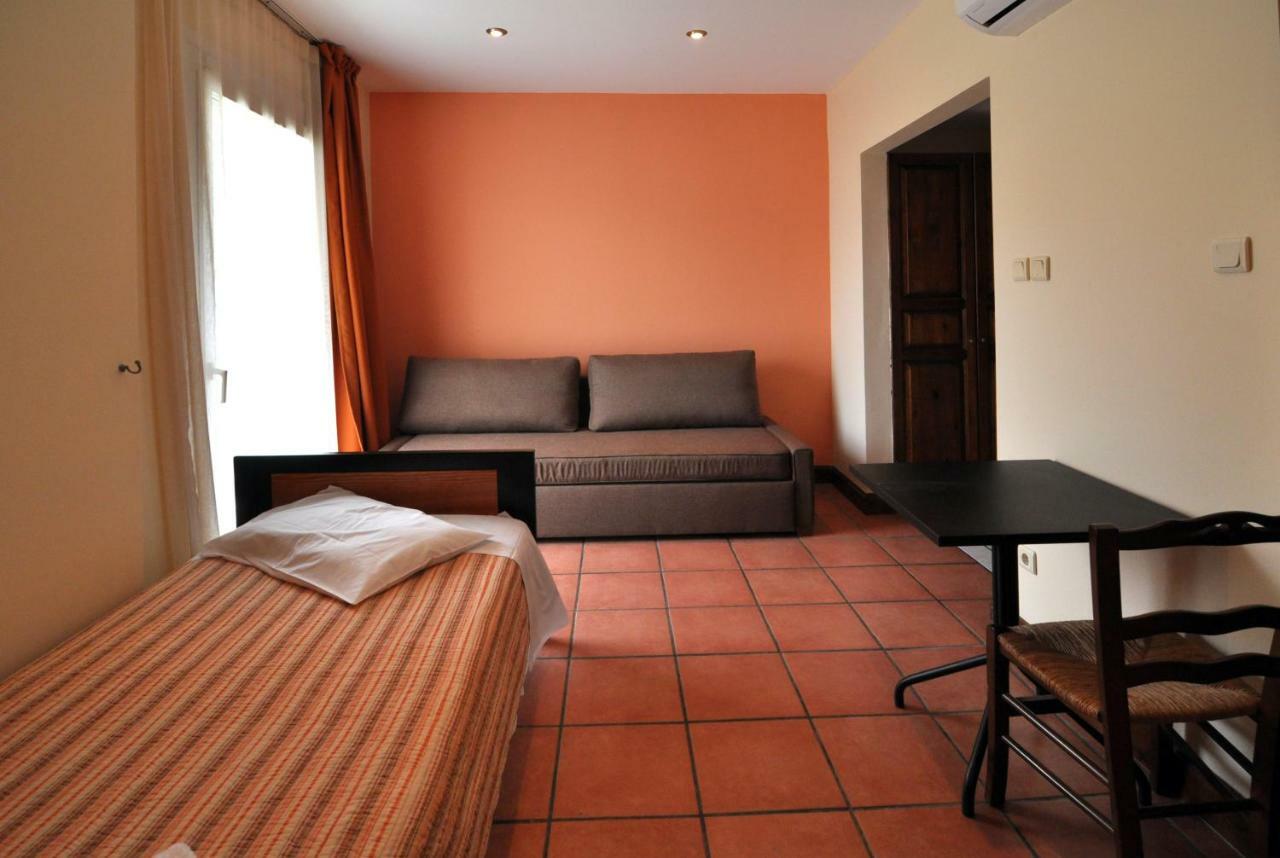 Golden View Hotel Poros Town Ngoại thất bức ảnh